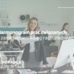 księgowi podczas przygotowań do zamknięcia ksiąg rachunkowych